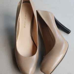 Franco Sarto high heel pumps size 8M Beautiful